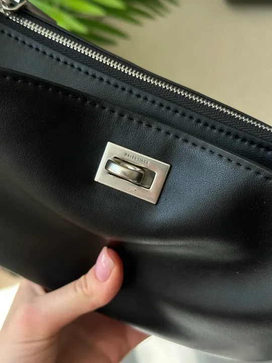 Сумка Balenciaga Rodeo Sling Pochette in Black/Silver 99696 З аукціону