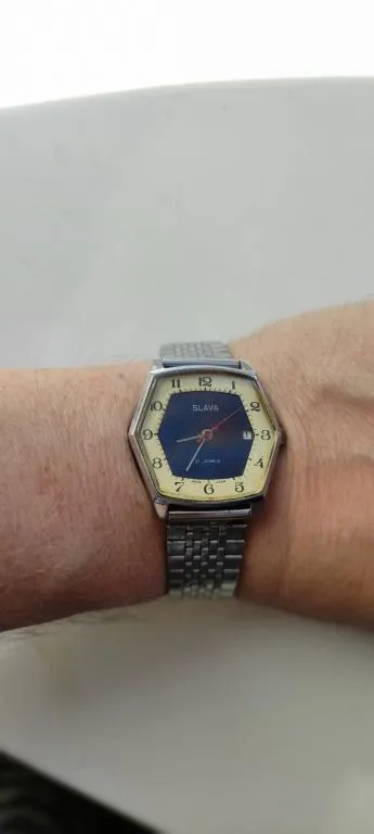 Часы Слава в шестиугольной корпусе экспортные производство СССР, рабочие fp448 Інтернет-аукціон