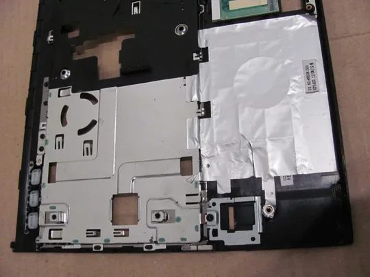 номер0032-6 Кришка панель палмрест та тачпад 0MKKD5 для Dell VOSTRO V131 оригінал Інтернет-аукціон