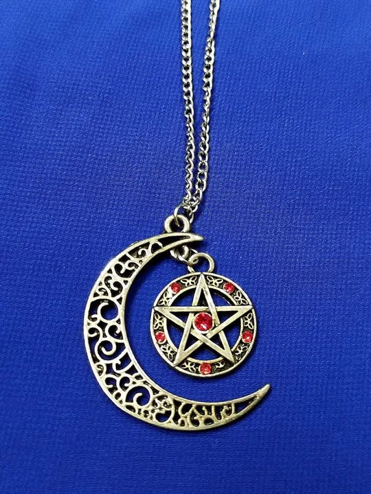 Купити Кулон Пентаграма з Півмісяцем + Ланцюжок 52 см — б/у, червоний камінь, стиль occult/gothic