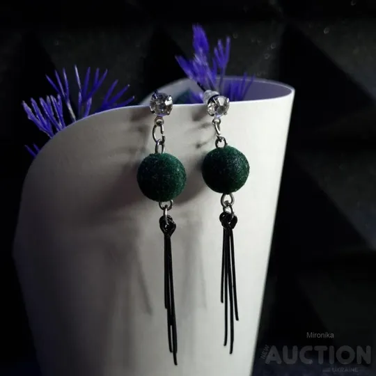 Стильні сережки цвяшки Характеристики