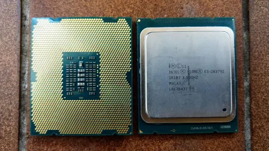 4х ядерный процессор Intel Xeon E5-2637 V2 SR1B7 4C/8HT 3.50-3.90GHz/15M/7.20GT/s 130W Sandy Bridge Вживане Ціна