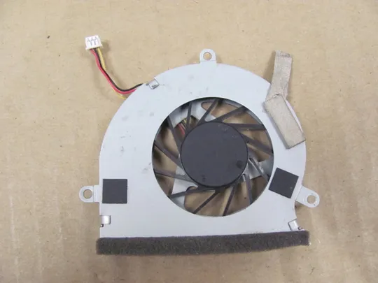 382-43 Вентилятор (кулер, FAN)  AB06005HX06B300 00U931KS  для Topstar U931 ( Schenker ) оригінал Ціна