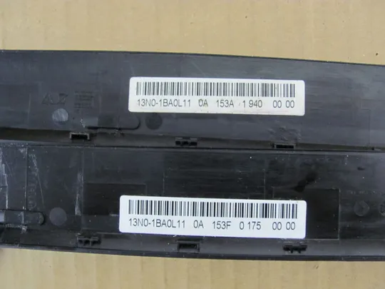 номер0178-6 рамка матриці 13N0-1BA0L11 для MEDION E6424 оригінал Де купити