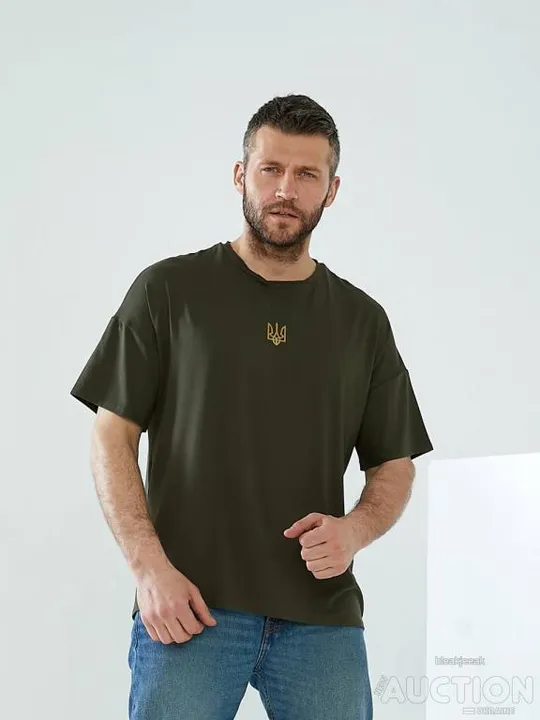 Чоловіча однотонна футболка колір хакі Ціна