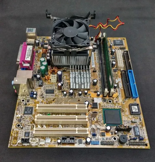 Материнская плата ASUS P4BGL-MX LGA478 Rev 2.0 + Pentium 4 HT 2.80GHz + 512Mb DDR 400 + др. Ціна