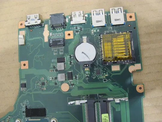 492-8 материнська плата BIOS PASS i5-5200U SR23Y 69N01HMAGA02P для MEDION E7416 оригінал Продаж