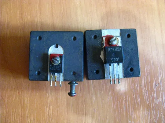 Радіатори для транзисторів(6)  КТ814 - 819 ПАРА Ціна