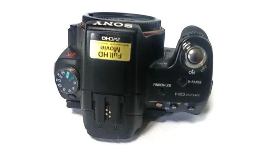 цифровой фотоаппарат SONY Alpha A33 16Mpix + объектив Minolta AF 28-100mm/3.5-5.6 D Ф55mm Недорого