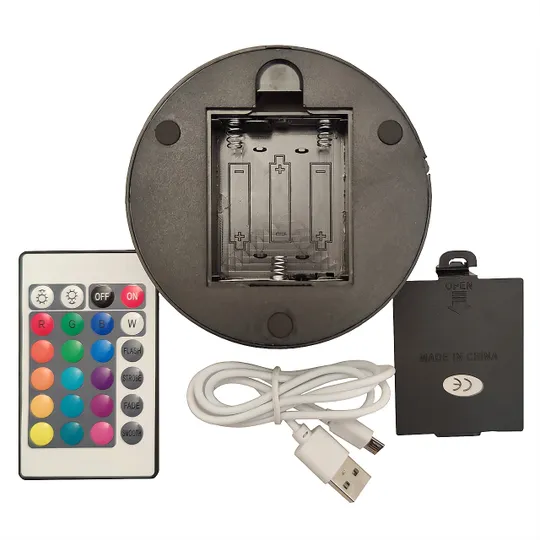 Акриловий світильник-нічник з пультом 16 кольорів Dee Metal Family tty-n002121 З аукціону