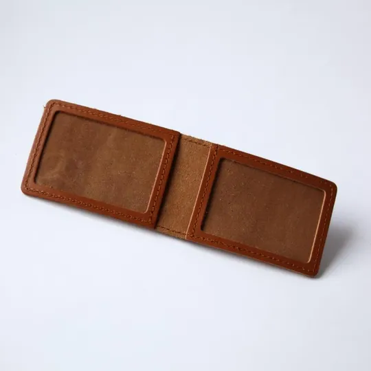 Купити Обкладинка для автодокументів з логотипом &quot;FORD&quot; коричнева з позолотою.