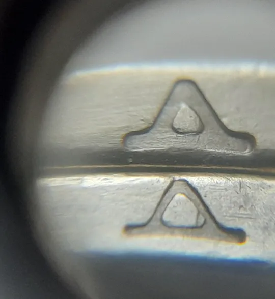 Купити (6961) 1 гривня 2012 1БА1, 1БА2 - 2 монети одним лотом (1 гривна 2012)