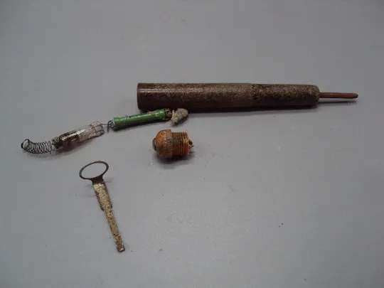 Инструмент тестер щупы инидикатор напряжения для электрики бакелит винтаж ссср 12,3 см №15664 Недорого