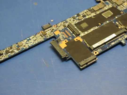 №36-30 материнська плата DA0F11MB8D0 для HP PROBOOK 5330M оригінал Де купити