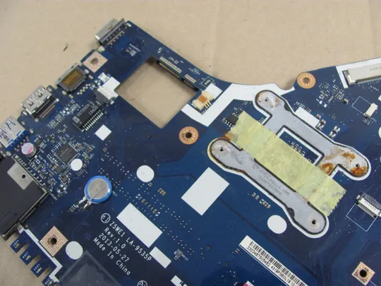 590-7 материнська плата Z5WE1 LA-9535P  SR0N9 i3-3217U для Acer Aspire E1  E1-572G E1-572 V5-561G оригінал Характеристики