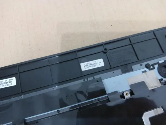 №334-2 панель палмрест та тачпад 13N0-XWA0101 13N0-XVA0C01 для MEDION P6634 E6234 оригінал Де купити