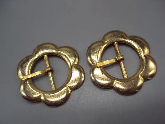 Бижутерия женская пряжка цветочек металл пряжки цветочки лот 2 шт размер 4,5 х 4,2 см №13613 Недорого