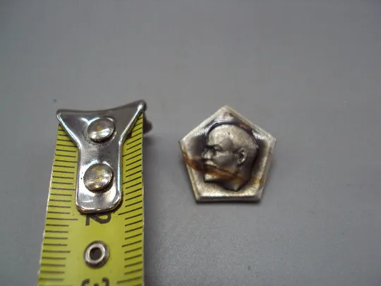 Купити Знак Ленин портрет профиль круглый лавровый венок ссср знак качества №17621