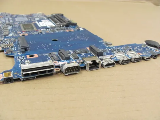 номер0136-43 материнська плата,Mainboard,Материнка,Основна плата,Системна плата,Плата системи 6050A3028501 L58731-601 SRFFX i5-8265U для HP ProBook 650 G5  оригінал З аукціону