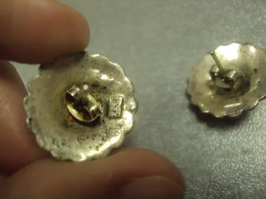 серьги цветочки цветы серебро вес 6,55 №662 Характеристики