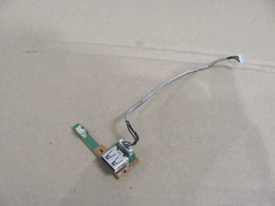 661-24 плата USB CP702485 для  Fujitsu Celsius H760 H770 оригінал Ціна
