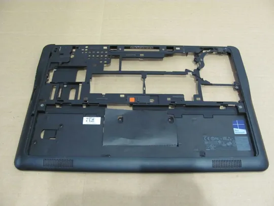 номер0180-42 Кришка дно піддон корпуса AM0VM000102 0132MD для Dell Latitude E7240 оригінал Ціна