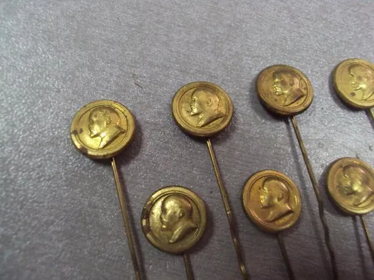 знак ленин круглый латунь лот 7 шт №475 Ціна