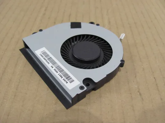 номер0489-9 Вентилятор (кулер, FAN) 13N0-ZGP0101 для MEDION P7818 E7221 E7222 E7220 оригінал Ціна