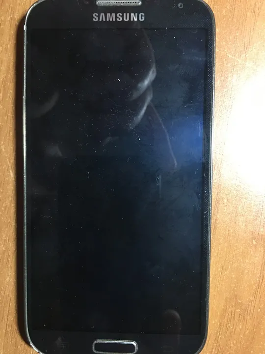 Смартфон SAMSUNG GALAXY S4, 16 Гб, б/у, працюючий З аукціону