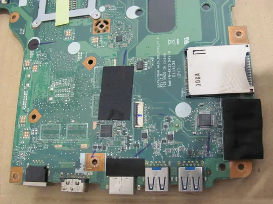 562-9 материнська плата 69N0CZM13A01 EA/VA70HW для Acer Aspire E1-772G E1-772 оригінал Торговий майданчик