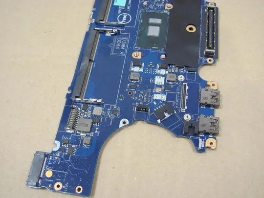 594-7  материнська плата AAZ60 LA-C461P SR2F1 i7-6600U   для Dell Latitude E7470  7470 оригінал в Україні