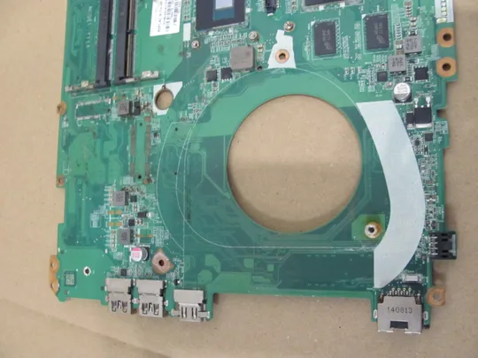 409-14  материнська плата i7-4510U SR1EB DAY11AMB6E0 766472-501 для  HP Pavilion 15-P    оригінал З аукціону