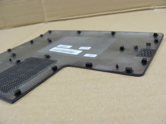 номер0337-23 сервісна кришка 38R68SDTP00 для HP Pavilion 17-E  17 E Кришка дно піддон корпуса нижня кришка Bottom корито нижня частина корпусу оригінал Недорого