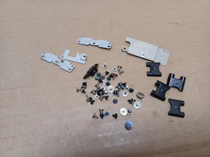 фото, номер1055-8 кріплення комплектуюче гвинти  для Dell XPS 15 9575 5530  2in1  оригінал