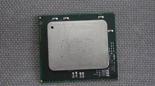 10х ядер/20x потоков Intel Xeon E7-2860 SLC3H 2.26-2.67GHz 24MB 10C/20Th LGA1567 server CPU Ціна
