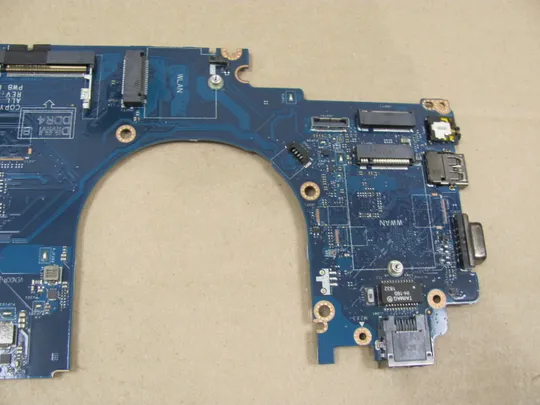 638-18 материнська плата SR340  i5-7300U DDM70 LA-F401P  для  Dell Latitude E5480 оригінал З аукціону