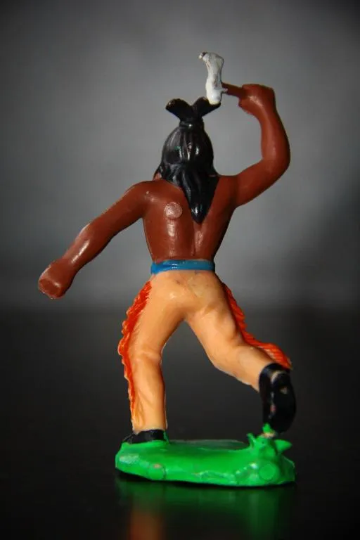 Купити индеец ГДР №047 Кровавая Рука Георг Блехтшмидт РОЗОВАЯ резина!!