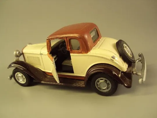 Купити машинка 32 ford coupe yatming высота 4,5 см, длина 11 см №10790