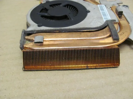 547-10 система охолодження AT0HB002SS0 для LENOVO IdeaPad Y570, Y570A, Y570G, Y570N, Y570Pоригінал З аукціону