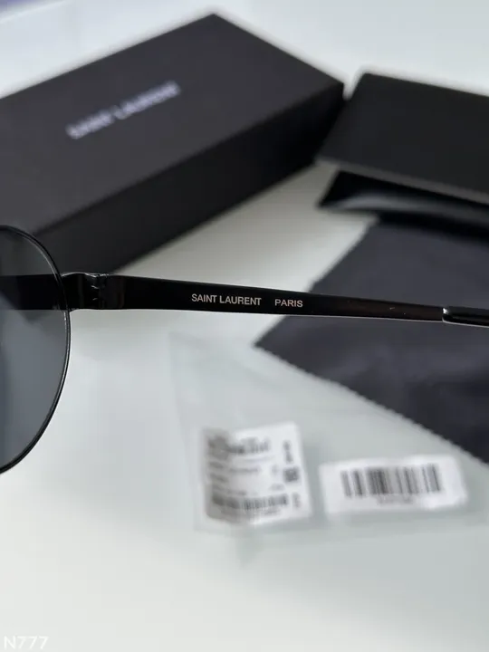 Сонцезахисні окуляри Saint Laurent SL 692 003 Black/Black M (EW0202) Торговий майданчик