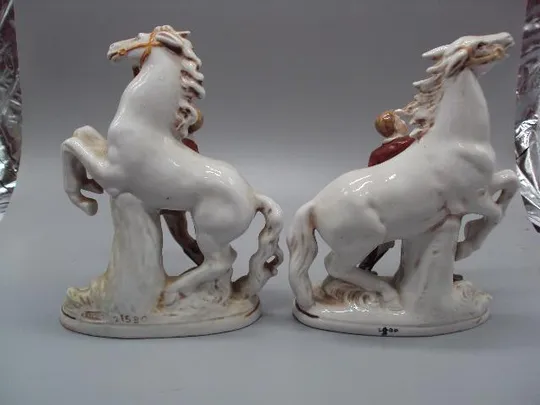 Фигура фарфор статуэтки Германия укрощение коня парни укрощают лошадей лот 2 шт высота 18,5 см №57 Недорого