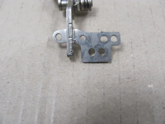 89-31 петля ліва  для  SONY SVF14 SVF142 SVF142C29M   оригінал Продаж