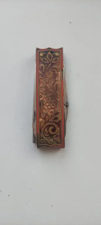 Винтажный маникюрный мультитул нож, бритва, ножницы ,пилка tr456 gv532 З аукціону