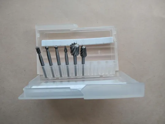 Коробочка для сверл твердосплавных, фрез, борфрез. Де купити