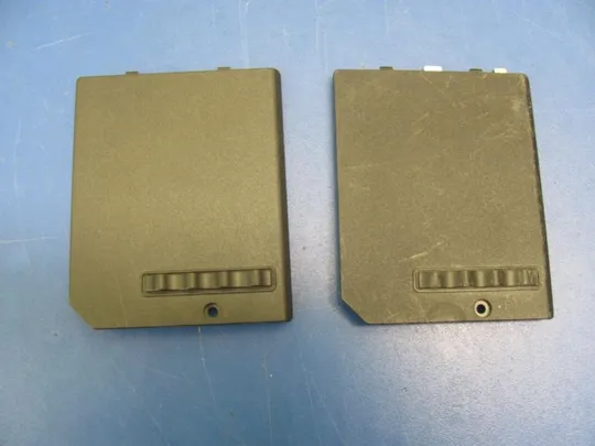 75-41 Сервісна кришка 60.4E617.003 для Lenovo R60 R60e в хорошому стані Ціна