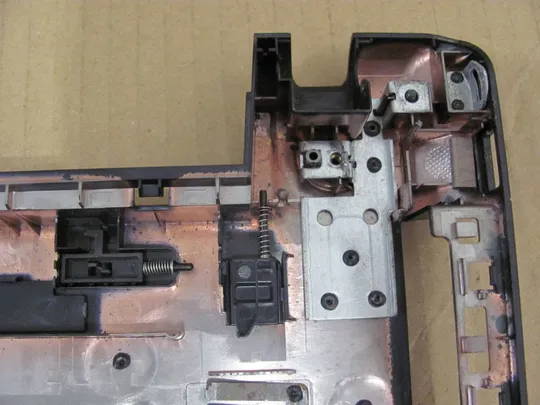 488-1 Кришка дно піддон корпуса 60.4MX01.002 для MEDION P6816 E6228 оригінал Торговий майданчик