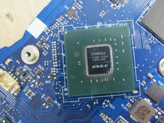 61-14 материнська плата  EZ511 NM-B452 SR3LC  i7-8550U  для  Lenovo IdeaPad 320-17 320-17ISK 320-17IKB оригінал Недорого