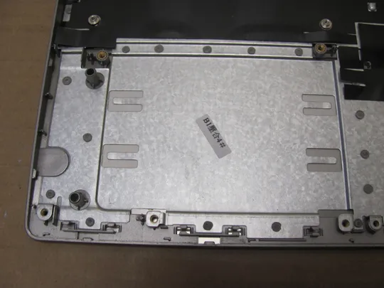 номер0939-9 корпус кришка палмрест тачпад Палмрест корпус топкейс палмрест для ноутбука Верхняя панель палмрест cover-C AP10S000300 для Toshiba Satellite M50D  оригінал Недорого