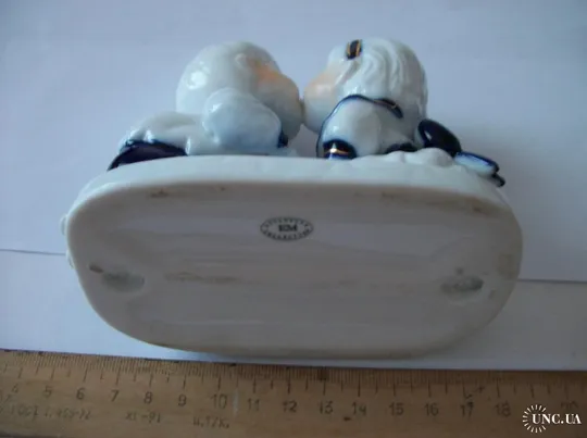 Фигурка Мальчик и Девочка. Производство EM. [Exclusive Collection]. Эксклюзивная Коллекция Де купити