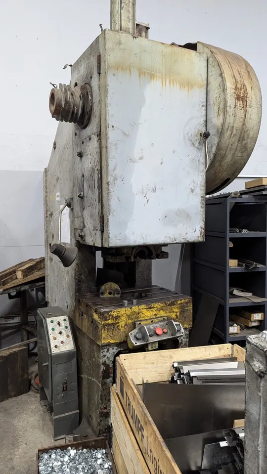 Купити Прес кривошипний  моделі  КД 2128